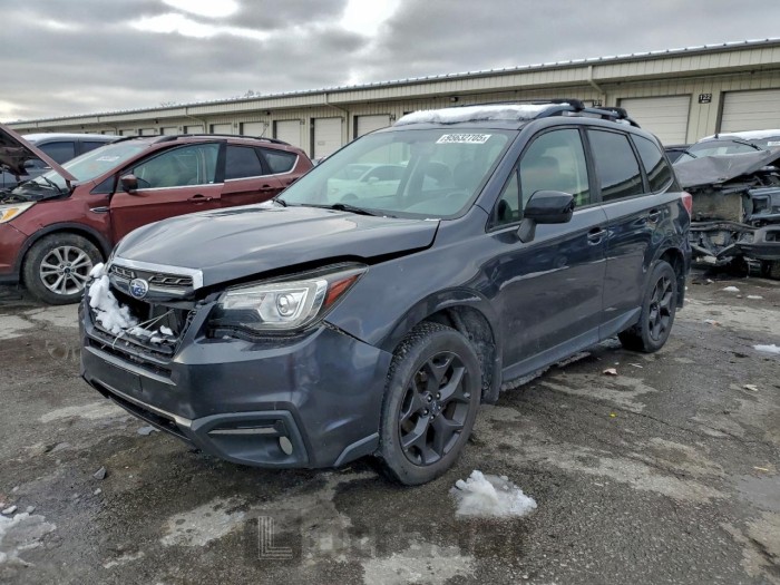Subaru Forester 2018 VIN JF2SJAEC6JH447418