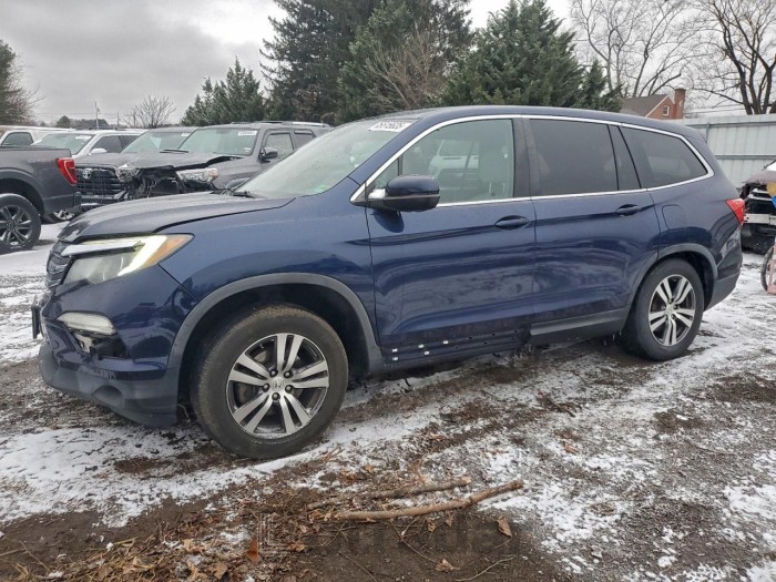 Honda Pilot 2017 VIN 5FNYF5H30HB029556