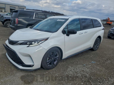 Toyota Sienna 2024 5TDXSKFC4RS109996