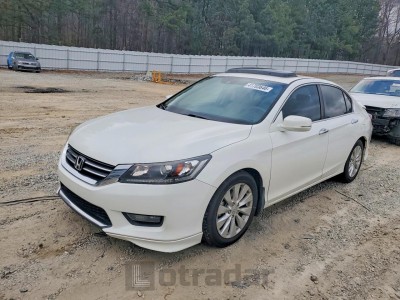 Honda Accord 2015 1HGCR2F83FA247562