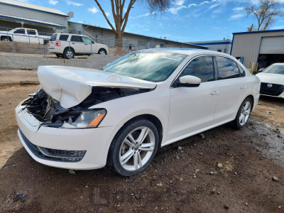 Volkswagen Passat 2014 1VWBN7A33EC022654