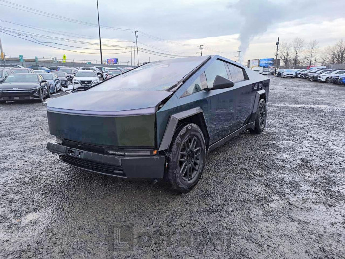 Tesla Cybertruck 2024 VIN 7G2CEHED8RA028338