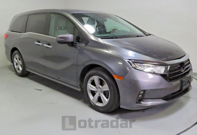 Honda Odyssey 2018 5FNRL6H95JB010868