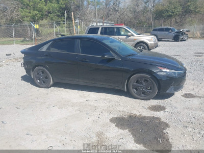 Hyundai Elantra 2023 5NPLM4AG4PH118263