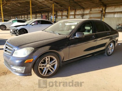 Mercedes-benz  2014 WDDGF4HB4EA947270
