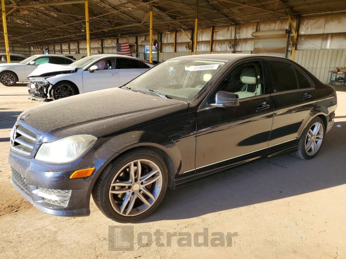 Mercedes-benz  2014 VIN WDDGF4HB4EA947270