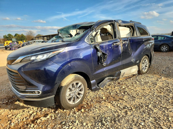Toyota Sienna 2022 VIN 5TDJRKEC6NS083351