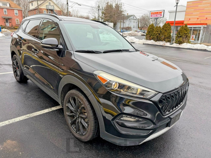 Hyundai Tucson 2017 VIN KM8J3CA24HU452384