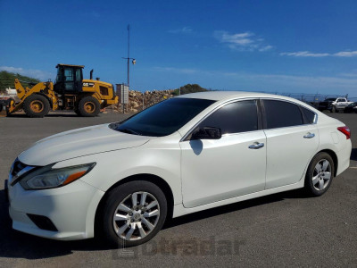 Nissan Altima 2017 1N4AL3AP2HC212049