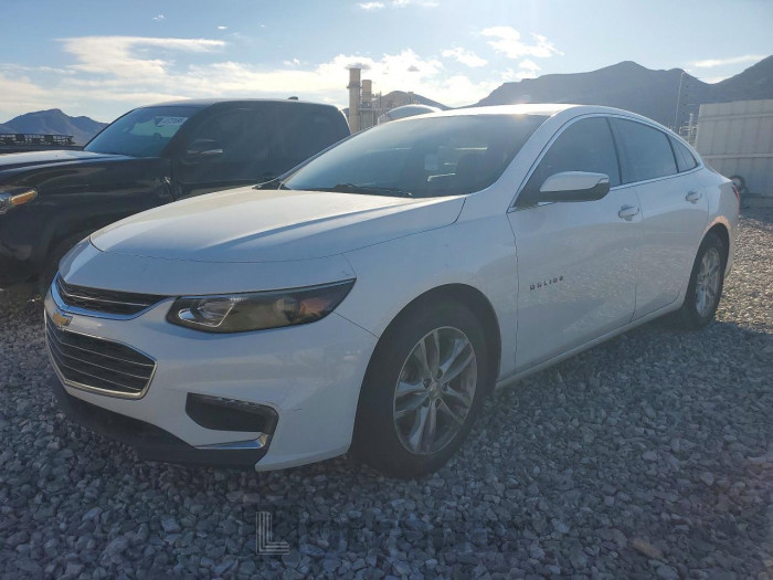 Chevrolet Malibu 2018 VIN 1G1ZD5ST4JF159126