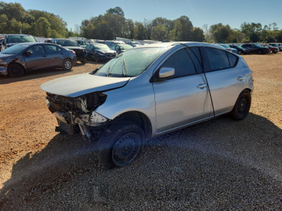 Nissan Versa 2019 3N1CN7AP8KL851541