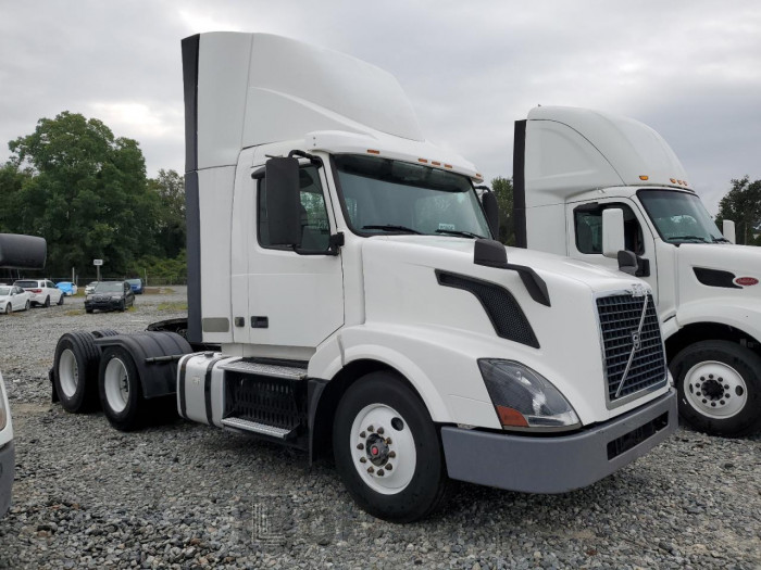 Volvo  2016 VIN 4V4NC9TH9GN965704