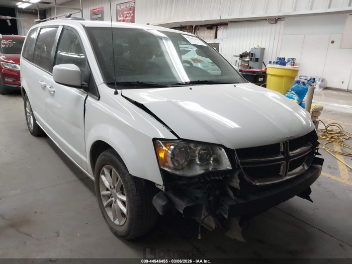 Dodge Caravan 2018 VIN 2C4RDGCG7JR208767