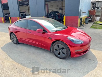 Tesla Model 3 2023 5YJ3E1EA4PF645333