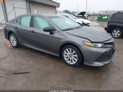 Toyota Camry 2018 4T1B11HK7JU537441