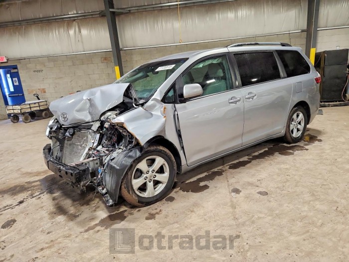 Toyota Sienna 2015 VIN 5TDKK3DC8FS546284