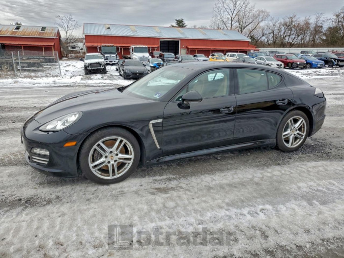 Porsche Panamera 2013 VIN WP0AA2A76DL014417