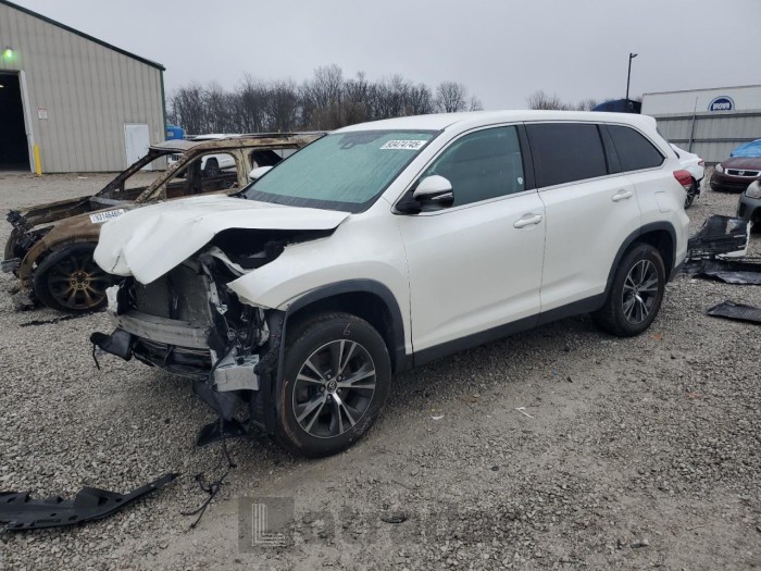 Toyota Highlander 2019 VIN 5TDZARFH9KS043970