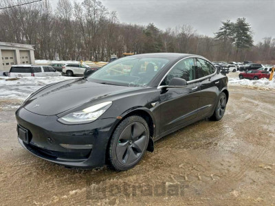 Tesla Model 3 2018 5YJ3E1EA9JF056690