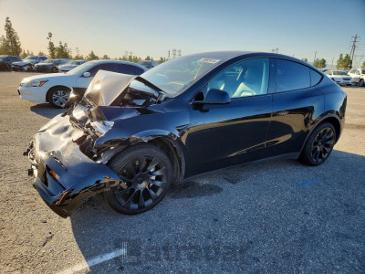 Tesla Model y 2021 5YJYGDEE2MF138897