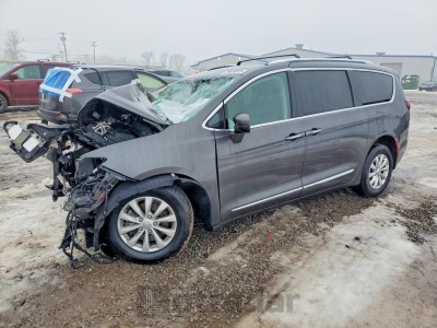 Chrysler Pacifica 2018 2C4RC1EG0JR330772