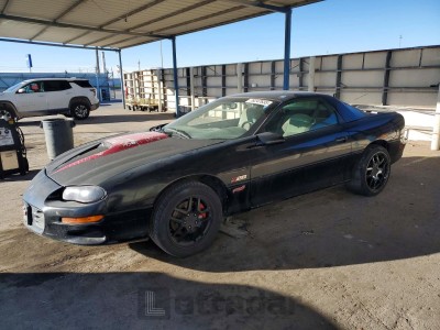 Chevrolet Camaro 2000 2G1FP22G2Y2142395