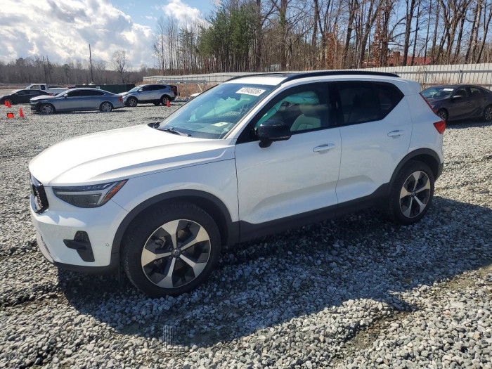 Volvo Xc40 2025 VIN YV4L12UC7S2452400