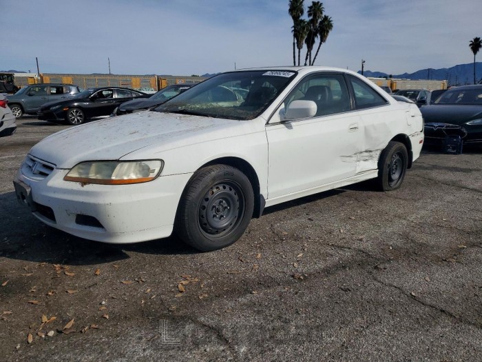 Honda Accord 2002 VIN 1HGCG22552A019428
