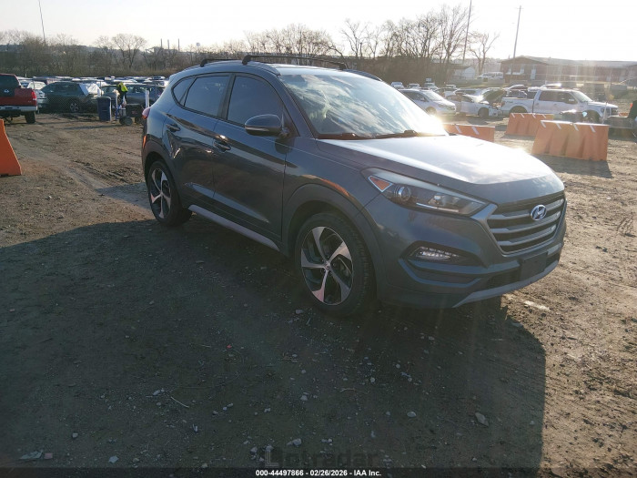 Hyundai Tucson 2017 VIN KM8J33A23HU588389