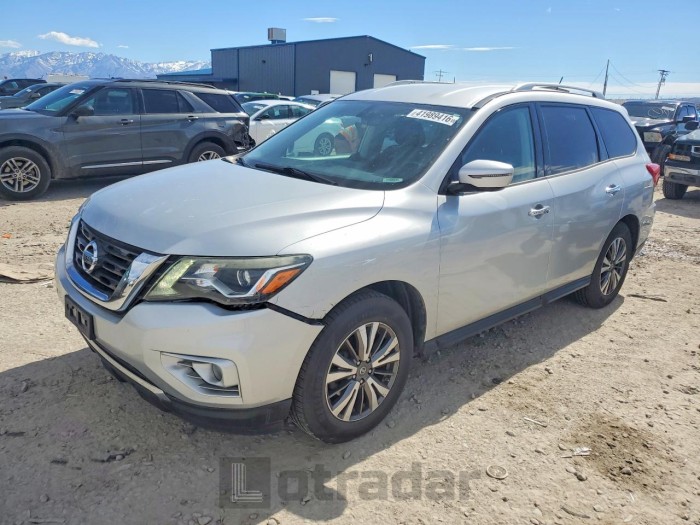 Nissan Pathfinder 2017 VIN 5N1DR2MN3HC680703
