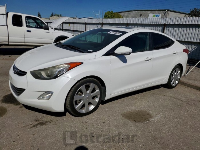 Hyundai Elantra 2013 VIN 5NPDH4AE5DH450148