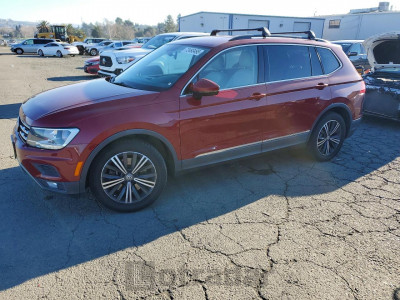 Volkswagen Tiguan 2018 3VV3B7AX9JM039987