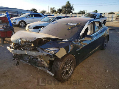 Tesla Model 3 2018 5YJ3E1EA7JF165648