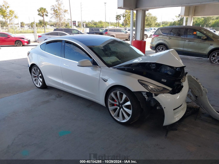 Tesla Model 3 2018 VIN 5YJ3E1EB3JF082243