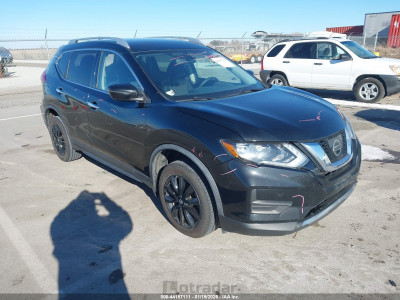 Nissan Rogue 2017 KNMAT2MVXHP612447