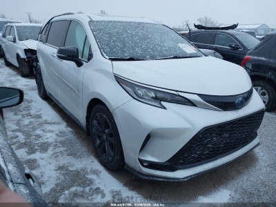 Toyota Sienna 2023 5TDCRKEC2PS155593
