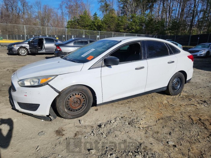 Ford Focus 2016 VIN 1FADP3E24GL356894