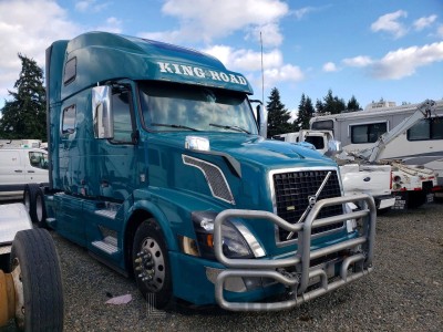 Volvo  2018 4V4NC9EJ7JN886264