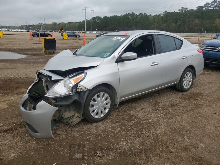 Nissan Versa 2017 VIN 3N1CN7AP0HL810670