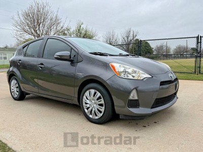 Toyota Prius 2014 JTDKDTB39E1572823