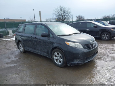 Toyota Sienna 2015 5TDZK3DC1FS539076