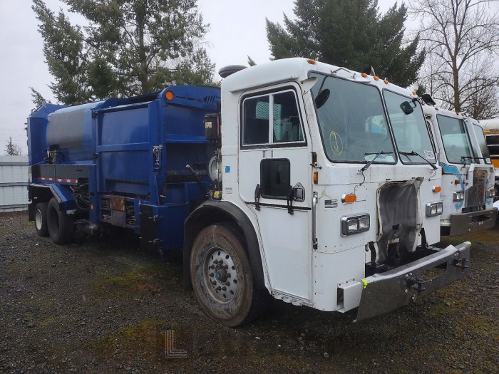   2013 VIN 3BPZH58X9DF193142