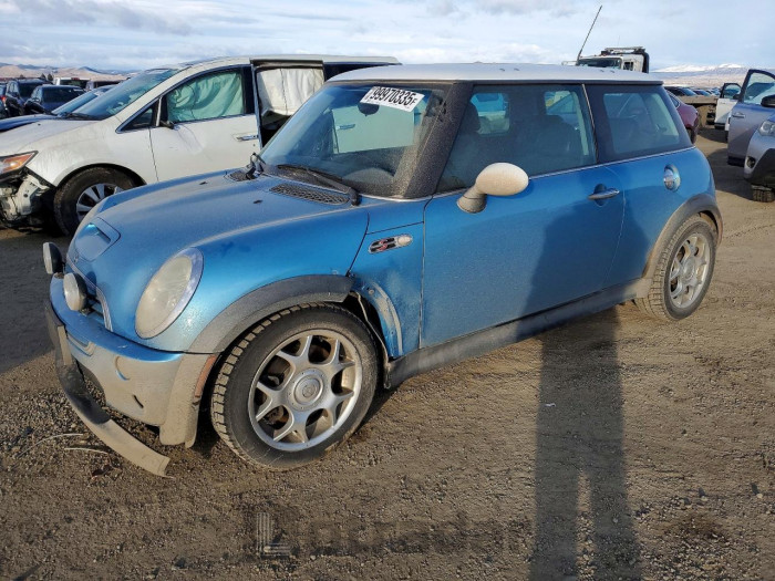 Mini Cooper 2002 VIN WMWRE334X2TD50245
