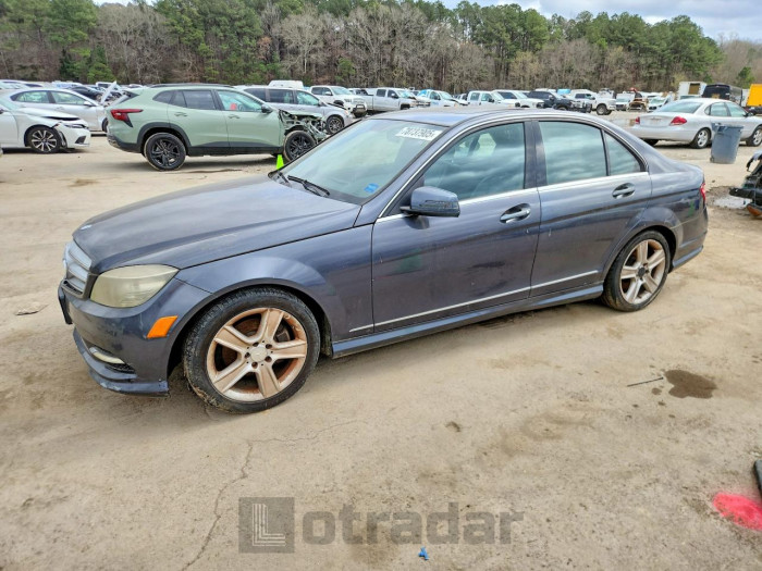 Mercedes-benz C-klasse 2011 VIN WDDGF5EB7BR135145