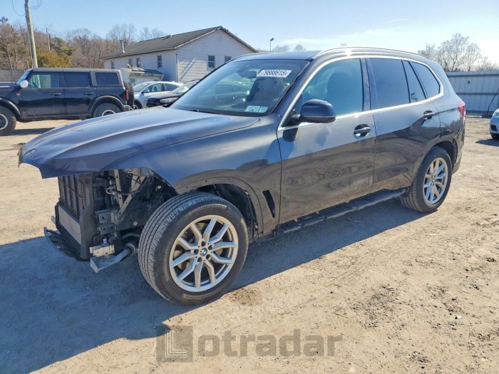 BMW X5 2021 VIN 5UXCR6C03M9E24521