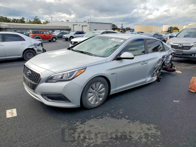 Hyundai Sonata 2016 KMHE24L16GA013749