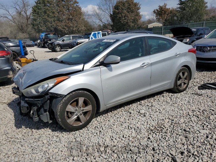 Hyundai Elantra 2013 VIN 5NPDH4AE2DH358480