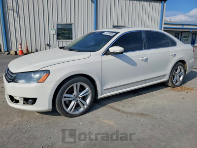 Volkswagen Passat 2015 1VWBT7A3XFC049650