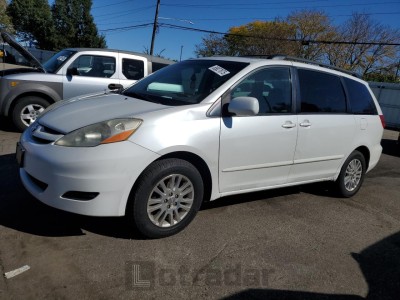 Toyota Sienna 2008 5TDBK22C98S011299