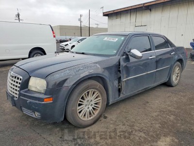 Chrysler 300 2010 2C3CA5CV3AH241793